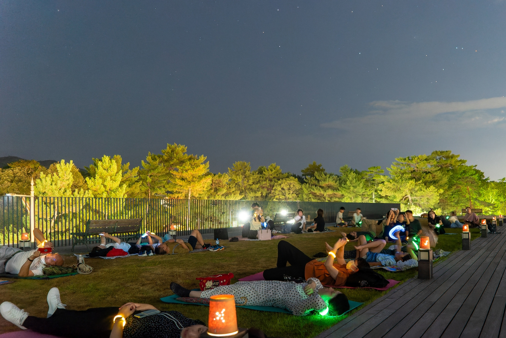 奈良公園バスターミナル 屋上でのイベントの様子